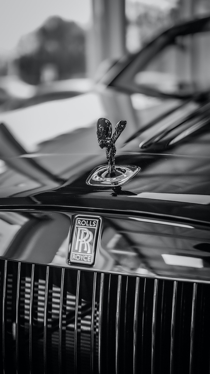 car, car wallpapers, vehicle, rolls-royce, luxury, black and white, monochrome
